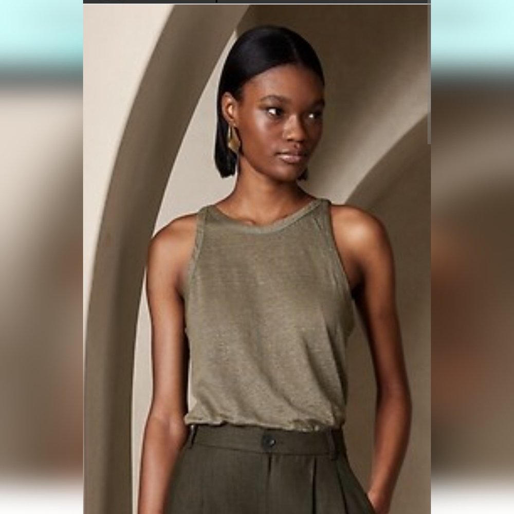 Banana Republic Linen Green Tank top Size M